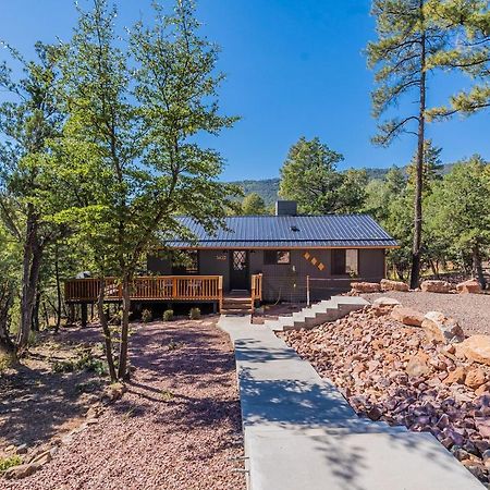 The Pine House - Cozy Mid-Century Modern, Pet-Friendly Villa Dış mekan fotoğraf