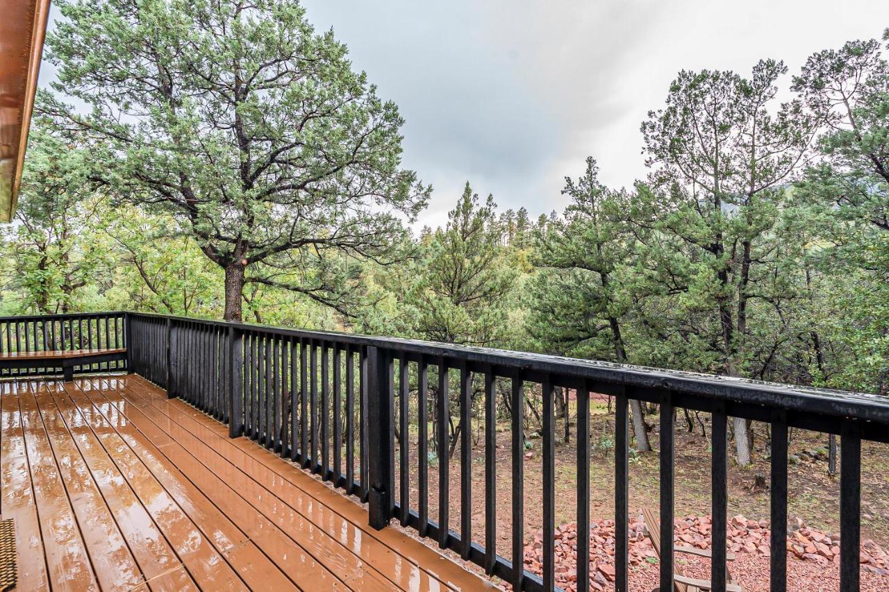 The Pine House - Cozy Mid-Century Modern, Pet-Friendly Villa Dış mekan fotoğraf