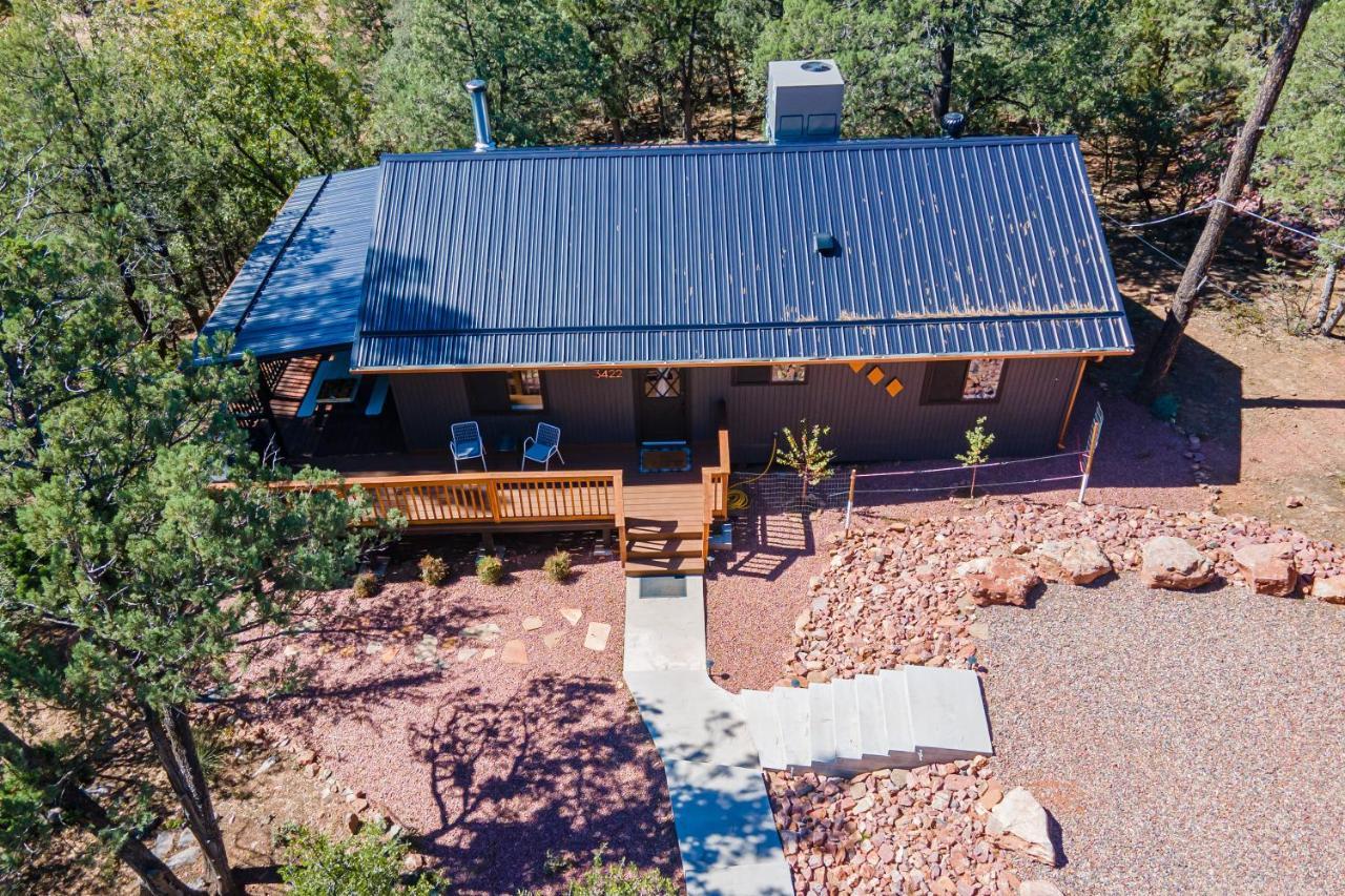 The Pine House - Cozy Mid-Century Modern, Pet-Friendly Villa Dış mekan fotoğraf